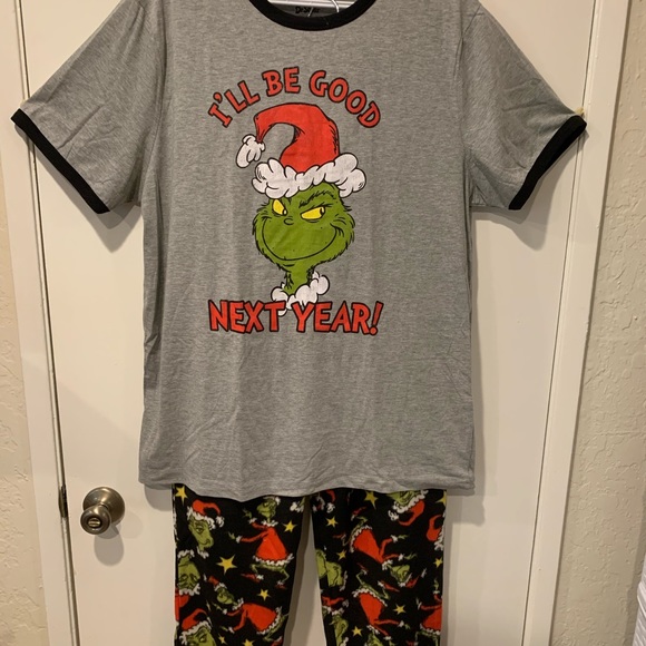 Dr Seuss Other - Grinch Pajamas 2 Piece Set NWT